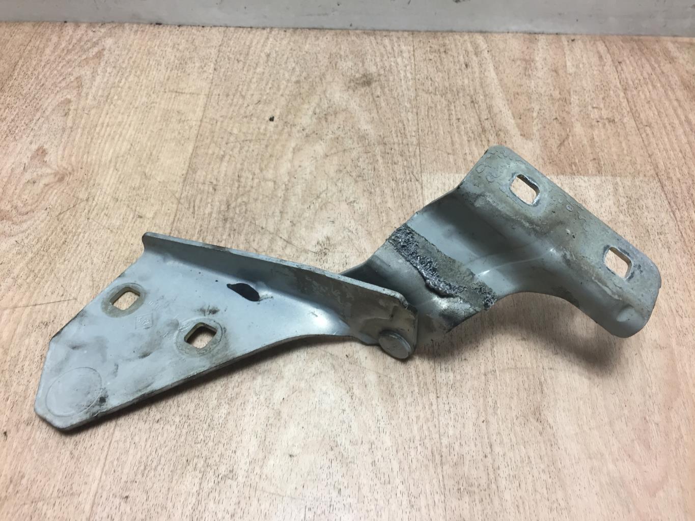Charniere de capot RENAULT MEGANE 2 Diesel - 1