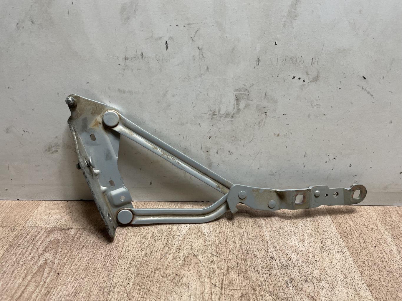 Charniere de hayon RENAULT MEGANE 2 Diesel - 1
