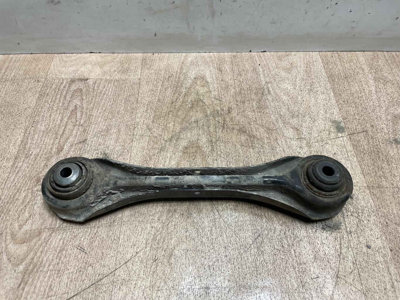 Braccio sospensione posteriore sinistra BMW SERIE 1 E81 Diésel - 1