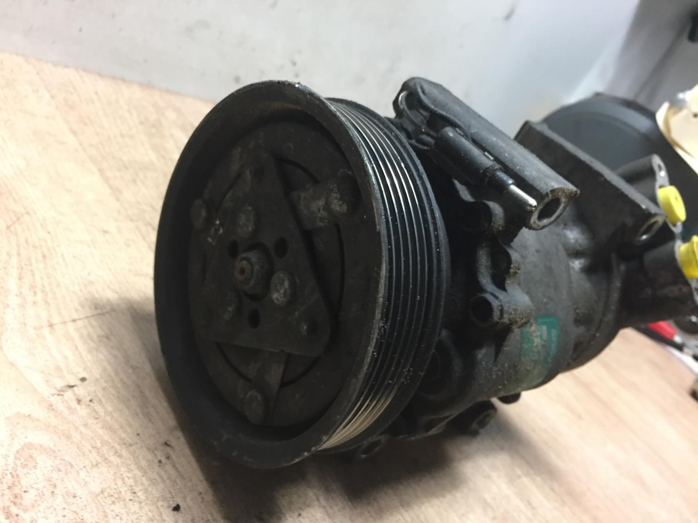 Compresseur clim RENAULT CLIO 2 PHASE 1 Essence - 1