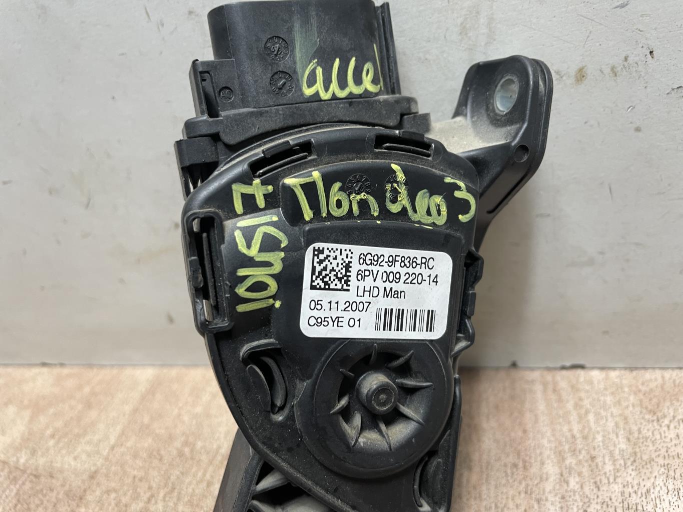 Potenziometro pedale acceleratore FORD MONDEO 3 PHASE 1 BREAK Diésel - 1