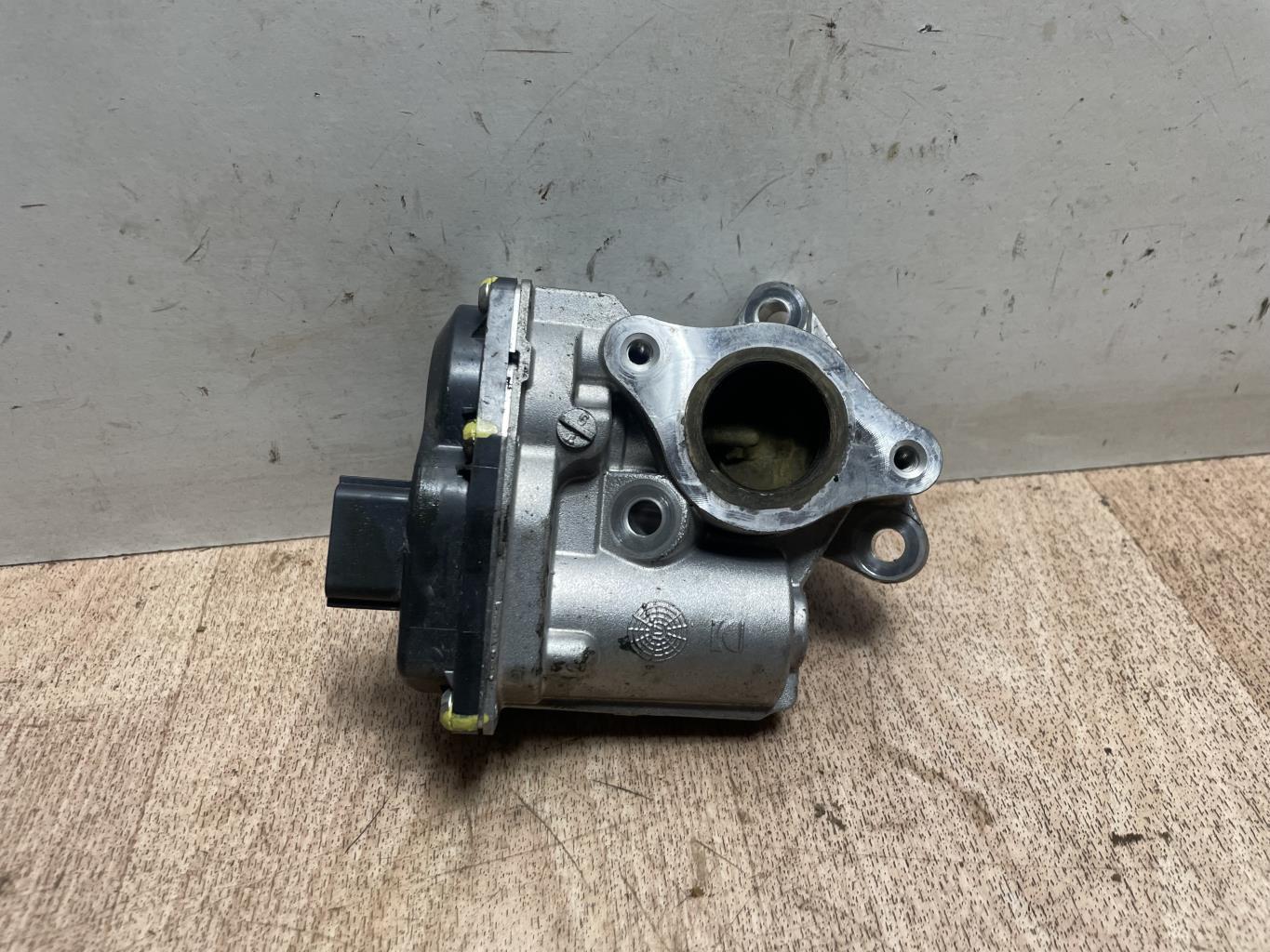 Valvola EGR RENAULT CLIO 4 PHASE 2 Diésel - 1