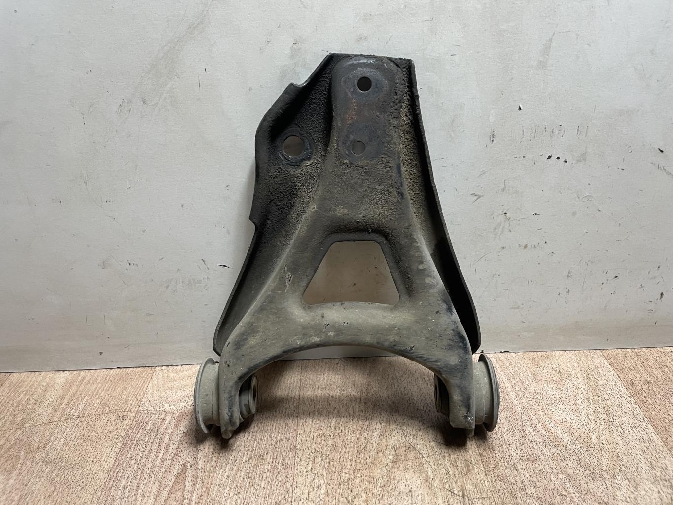 Braccio sospensione inferiore anteriore destro RENAULT CLIO 2 PHASE 1 Gasolina - 1