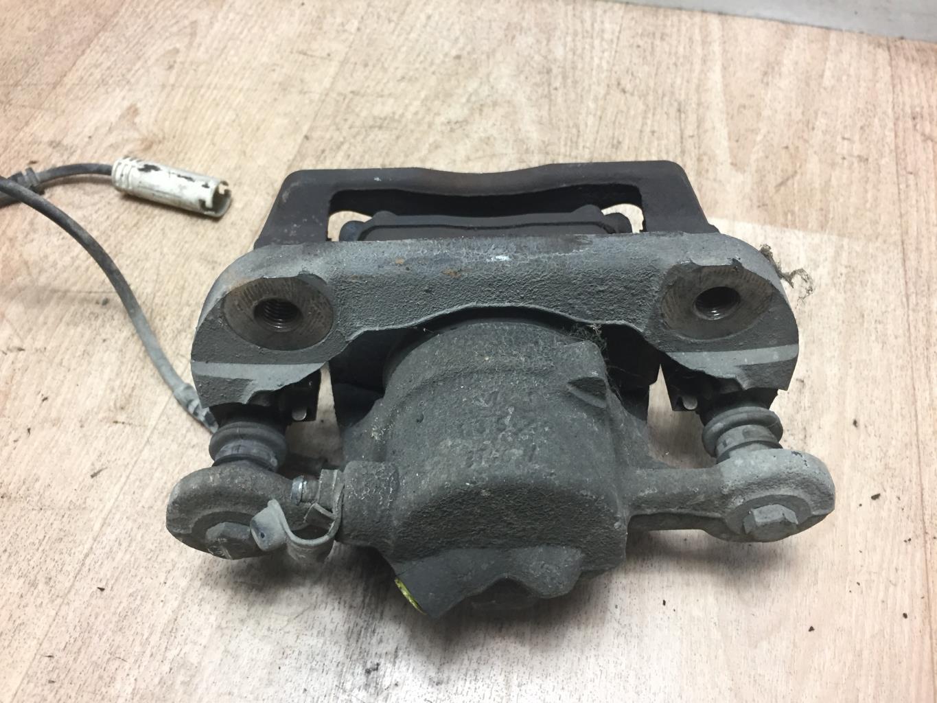 Pinza freni anteriore sinistra BMW SERIE 1 E81 Diésel - 1