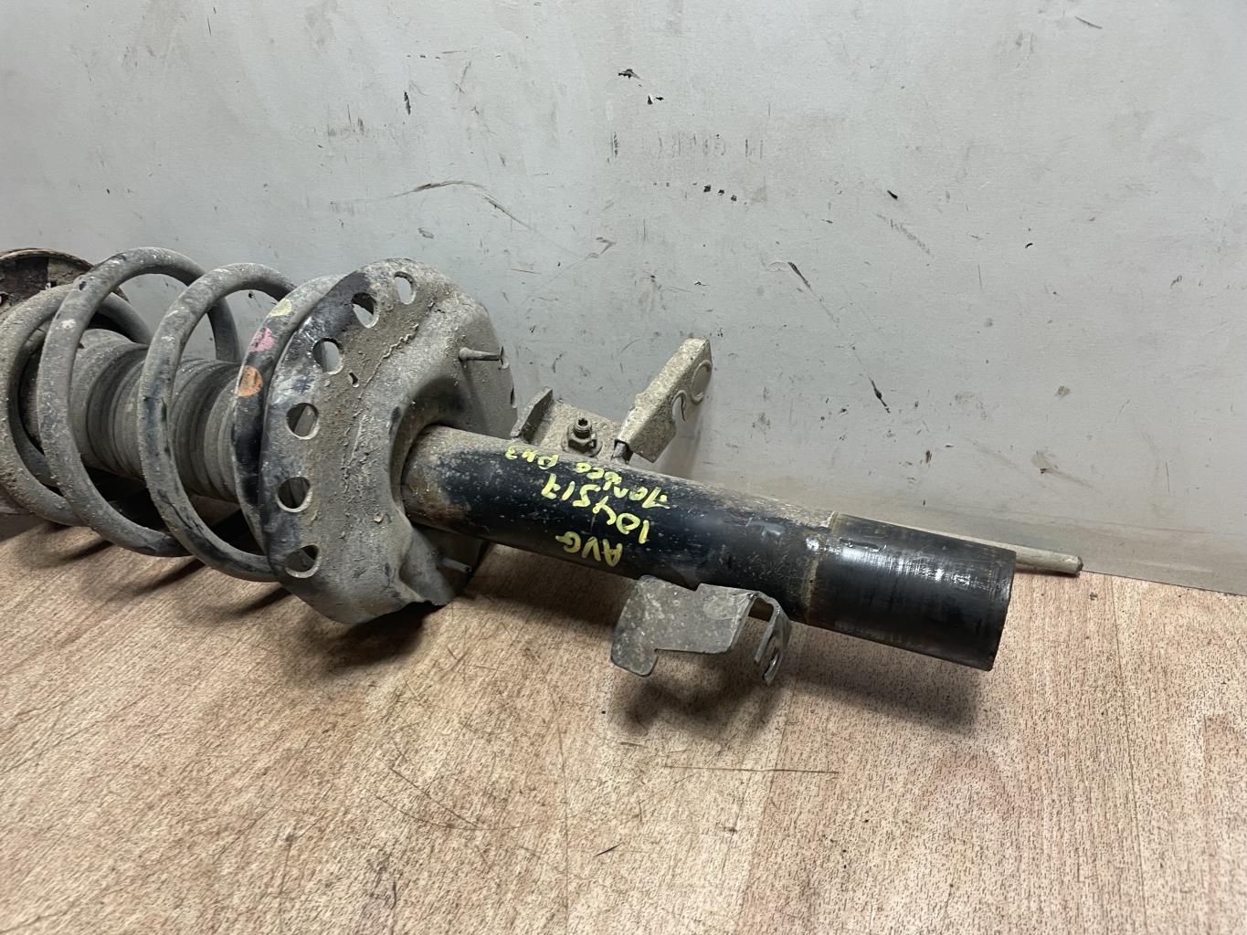 Ammortizzatore anteriore sinistro FORD MONDEO 3 PHASE 1 BREAK Diésel - 1