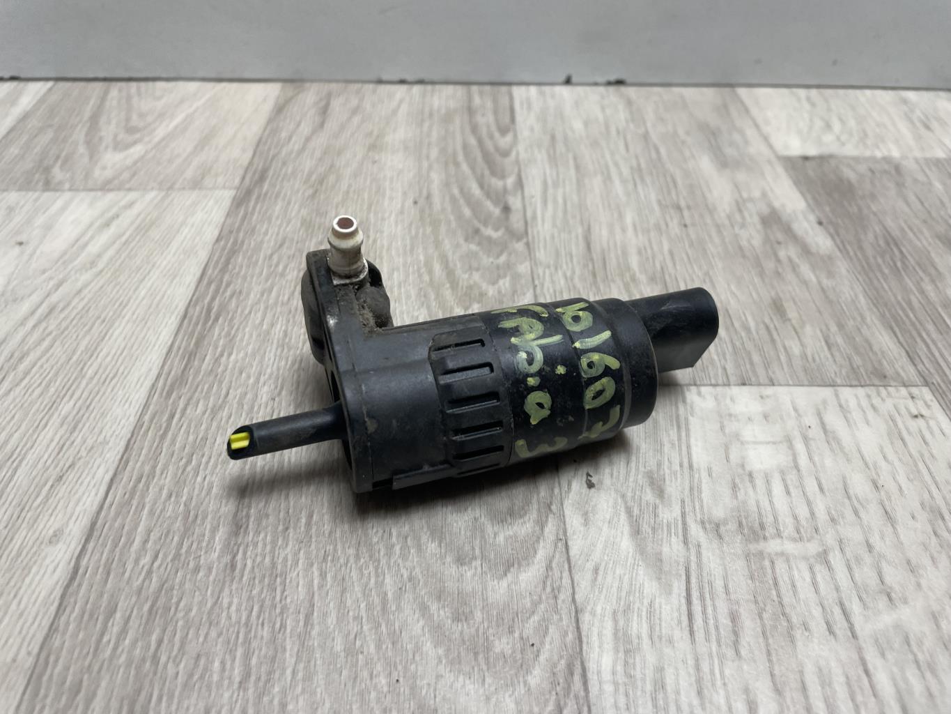 Pompa lavacristalli anteriore SKODA FABIA 3 PHASE 1 Gasolina - 1