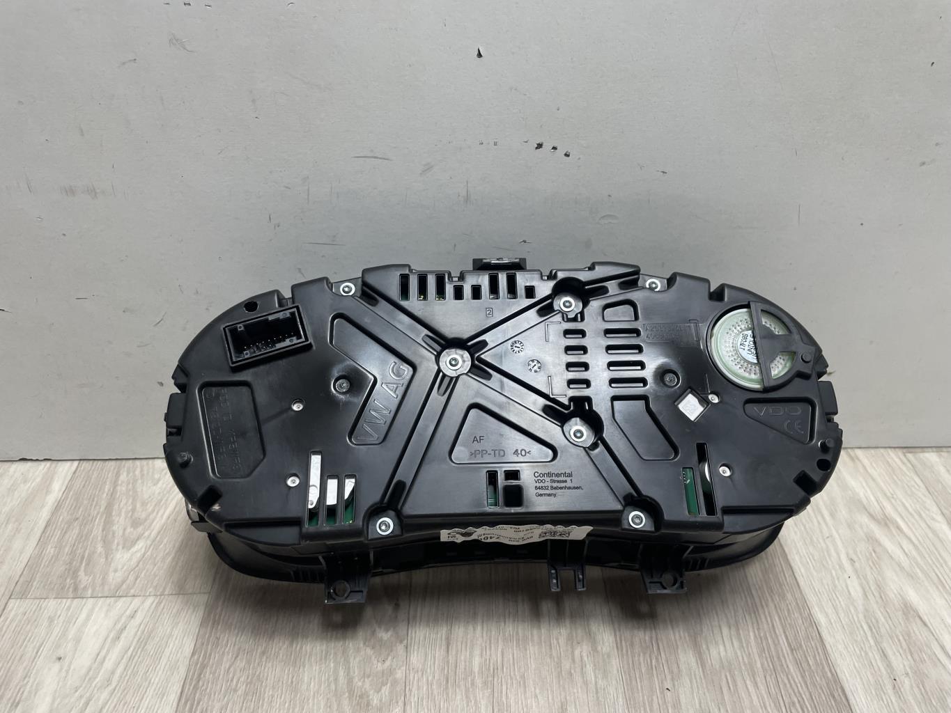 Compteur SKODA FABIA 3 PHASE 1 Essence - 1