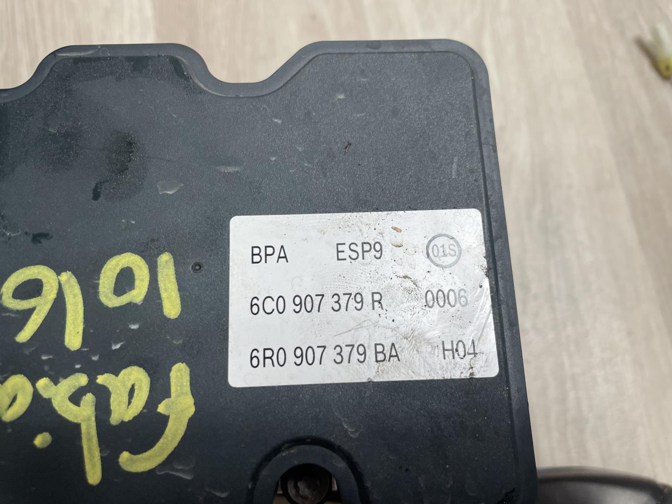 Bloc ABS (freins anti-blocage) SKODA FABIA 3 PHASE 1 Essence - 1