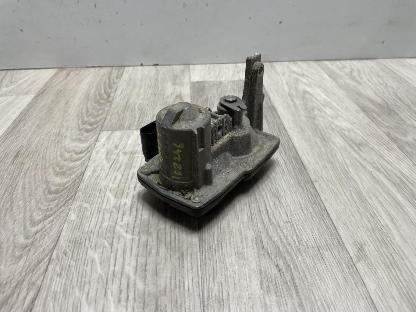 Vanne EGR VOLKSWAGEN PASSAT 7 PHASE 1 BREAK Diesel - 1