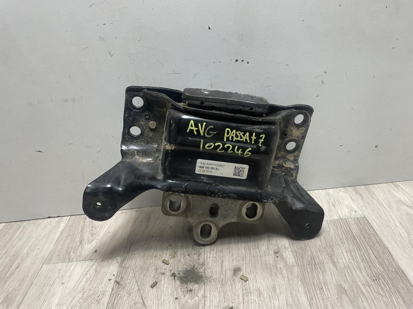 Supporto motore sinistro VOLKSWAGEN PASSAT 7 PHASE 1 BREAK Diésel - 1