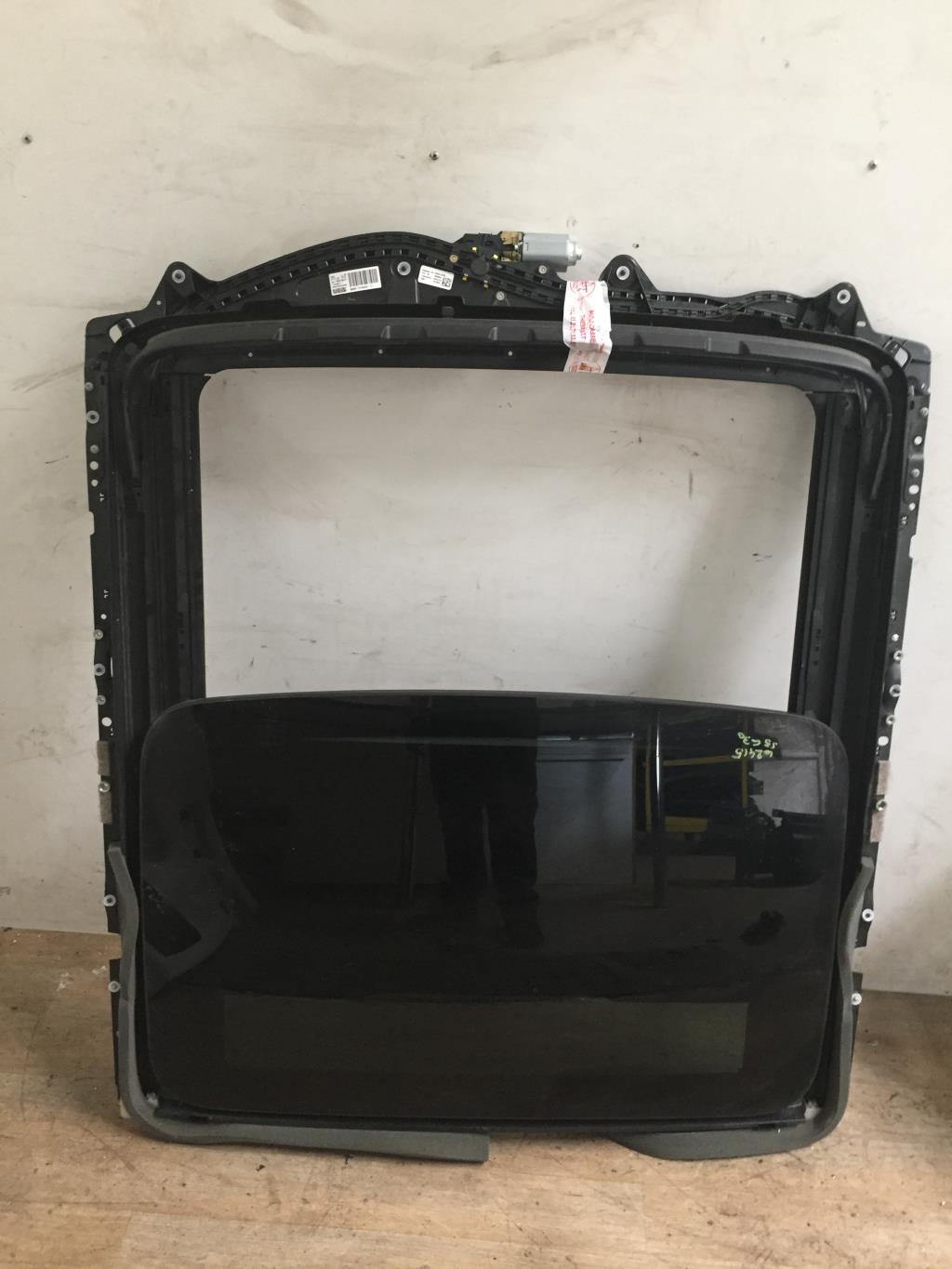 Toit ouvrant BMW SERIE 5 G30 PHASE 2 Essence/Hybride - 1