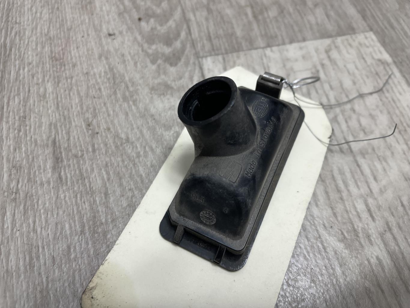Eclairage de plaque SEAT IBIZA 4 PHASE 1 Essence - 1