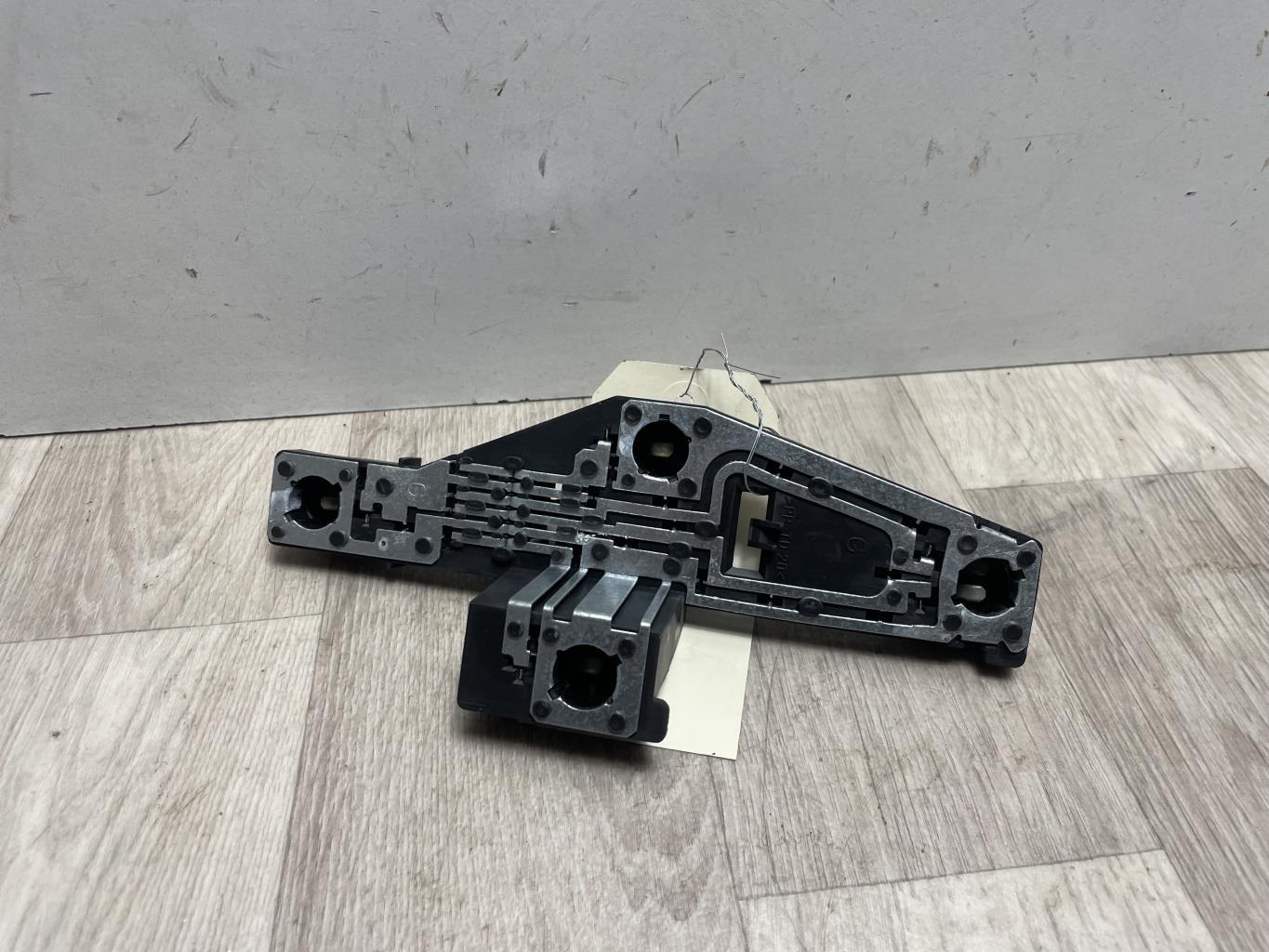 Base portalampade fanale posteriore sinistro RENAULT LAGUNA 2 PHASE 2 BREAK Diésel - 1