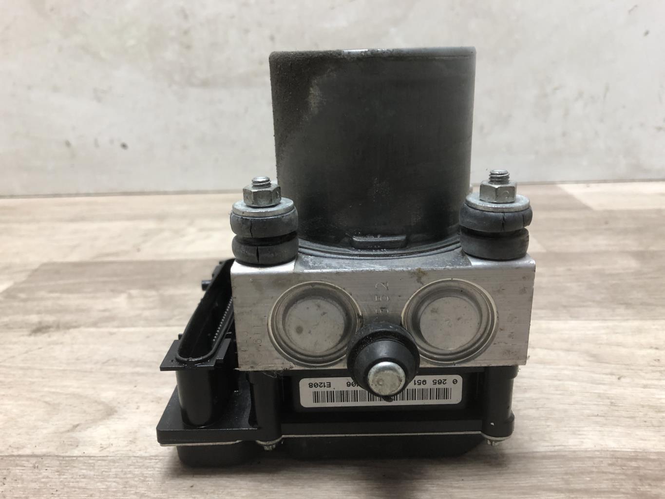 Blocco ABS (antibloccaggio freni) SUBARU IMPREZA 2 Diésel - 1