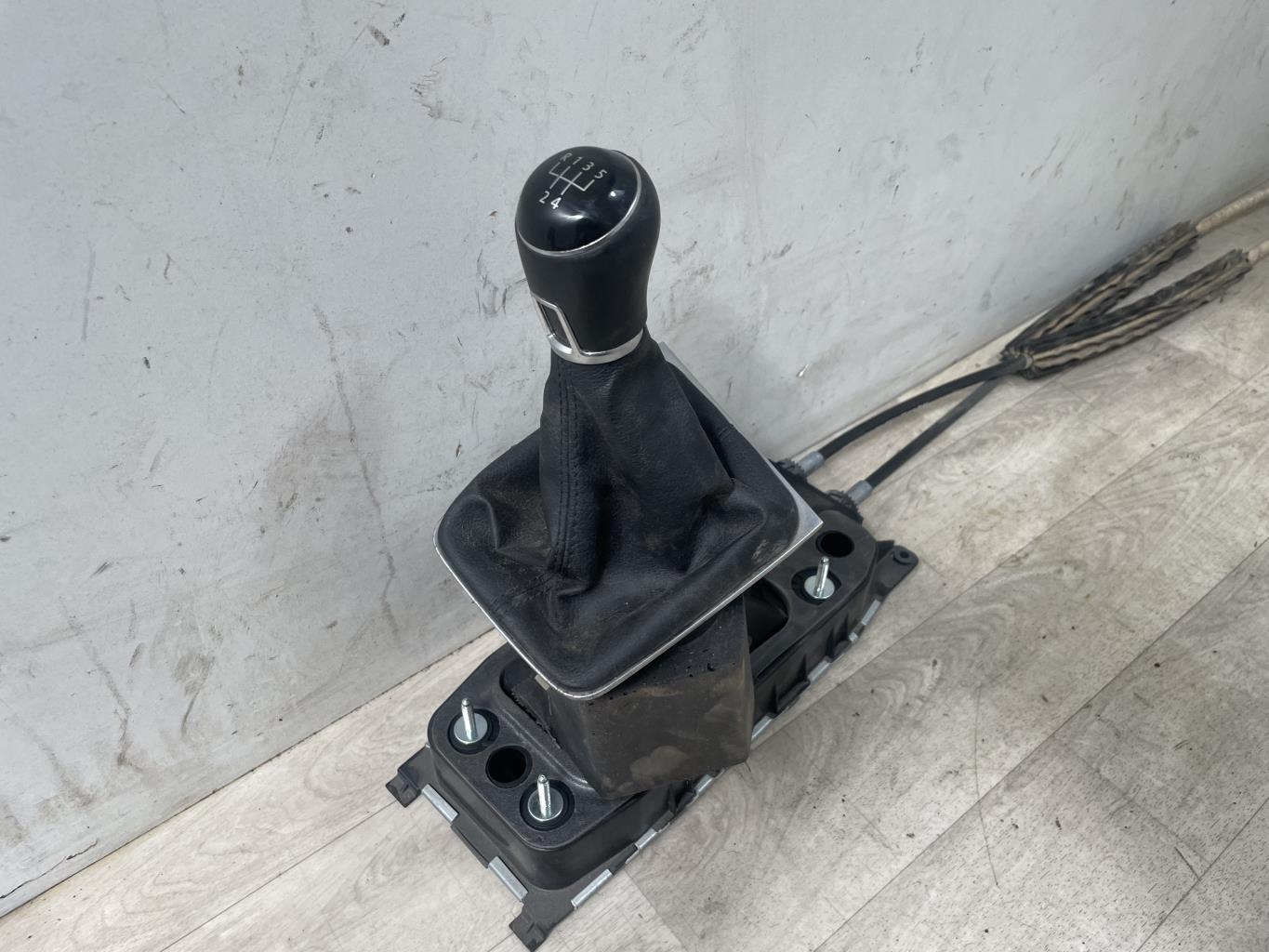 Levier de vitesses VOLKSWAGEN GOLF 7 PHASE 1 Diesel - 1