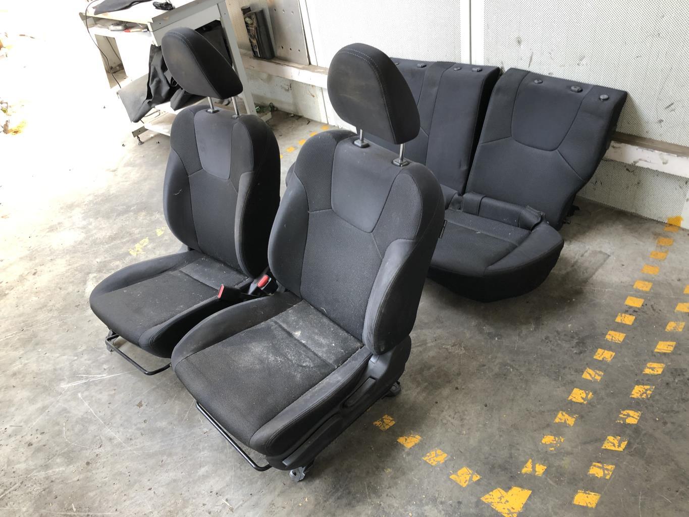 Interieur complet SUBARU IMPREZA 2 Diesel - 1