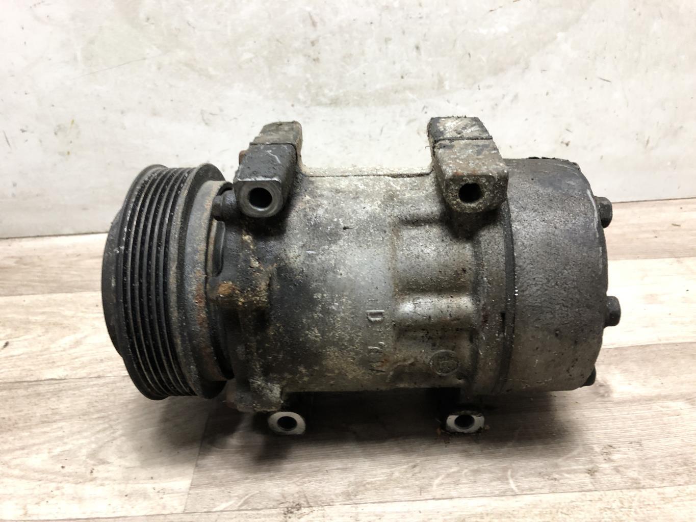 Compresseur clim RENAULT LAGUNA 1 PHASE 2 Diesel - 1