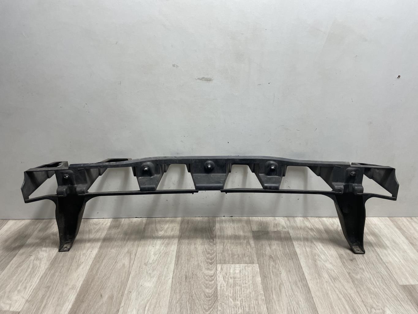 Support de pare chocs arriere FORD FOCUS 3 PHASE 1 BREAK Diesel - 1