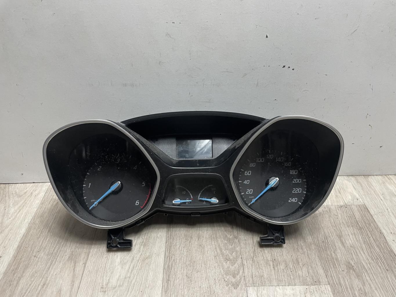 Compteur FORD FOCUS 3 PHASE 1 BREAK Diesel - 1