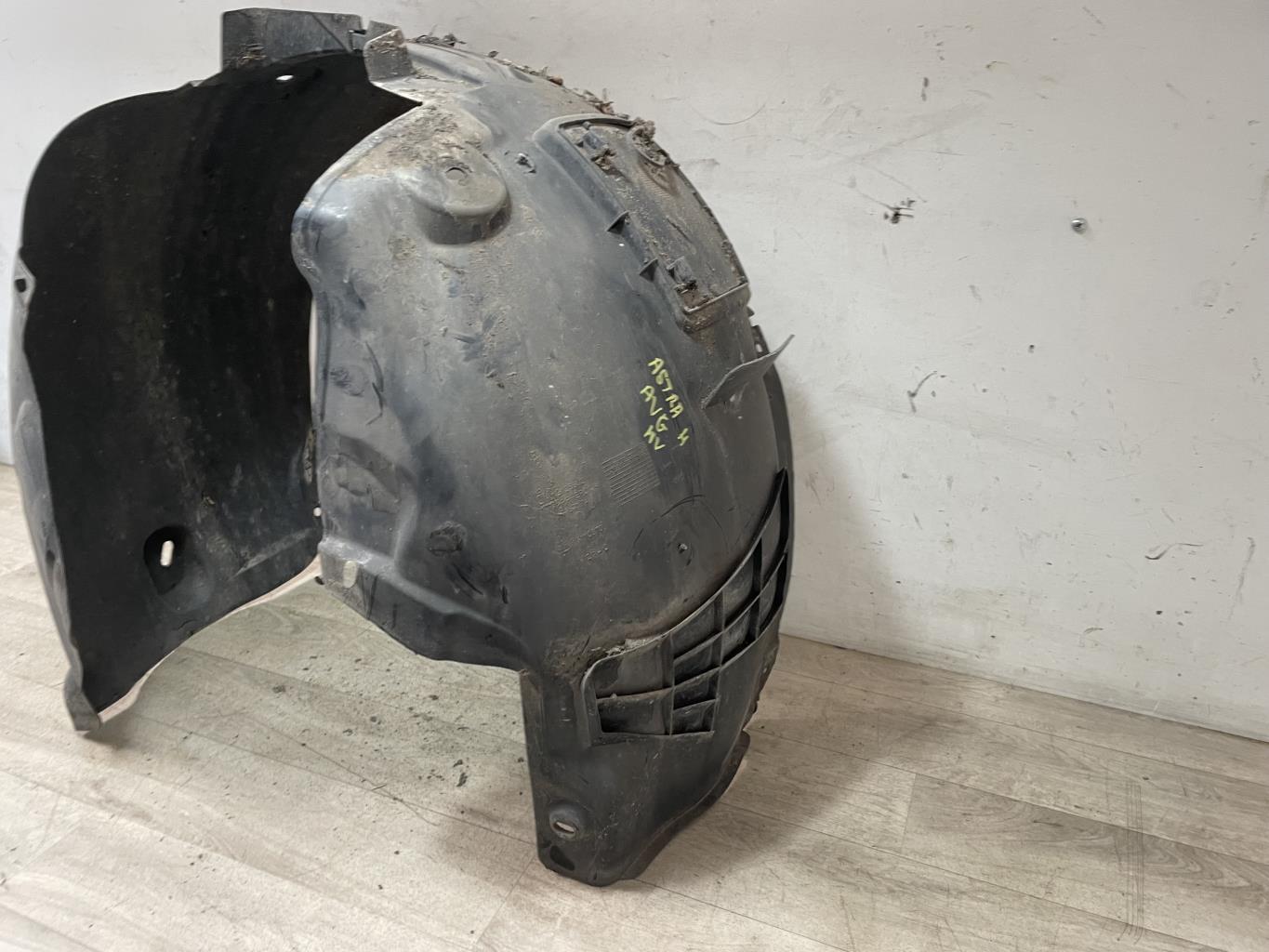 Parasale anteriore sinistro OPEL ASTRA H PHASE 2 Diésel - 1