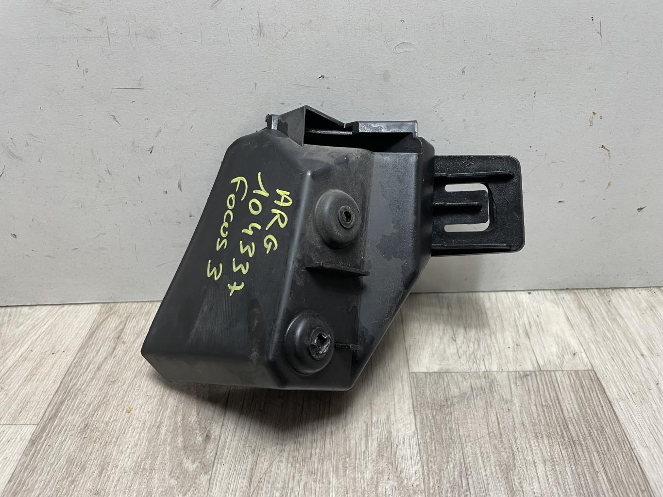 Support de pare chocs arriere FORD FOCUS 3 PHASE 1 BREAK Diesel - 1