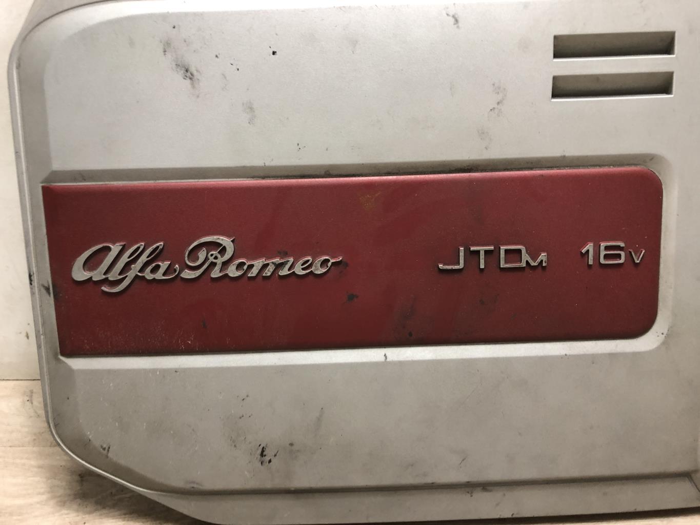 Cache moteur  ALFA ROMEO 159 Diesel - 1