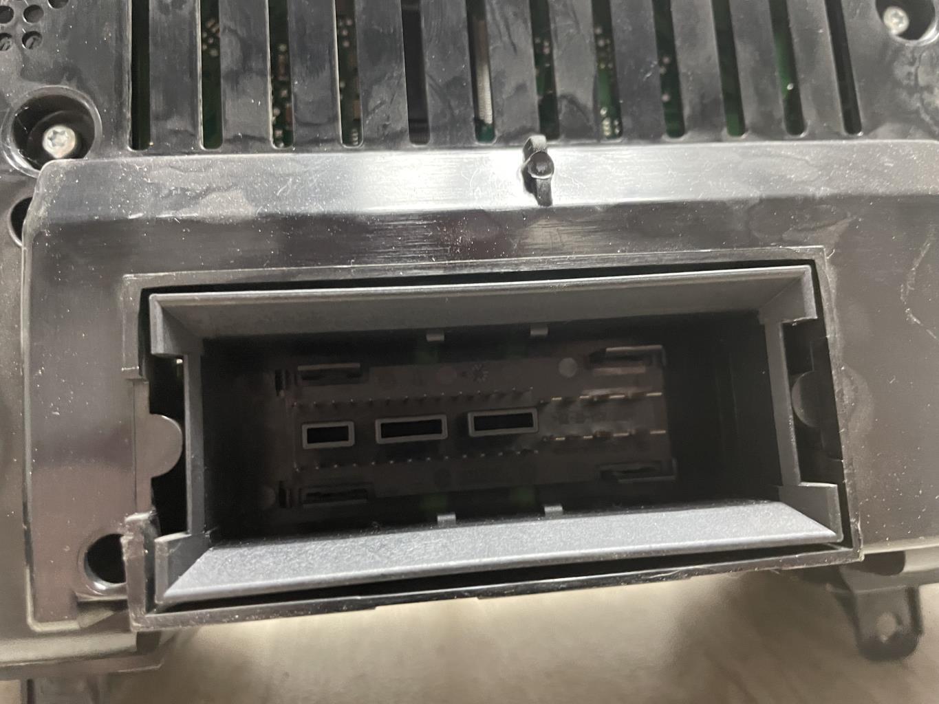 Compteur SEAT ALTEA XL PHASE 1 Diesel - 1