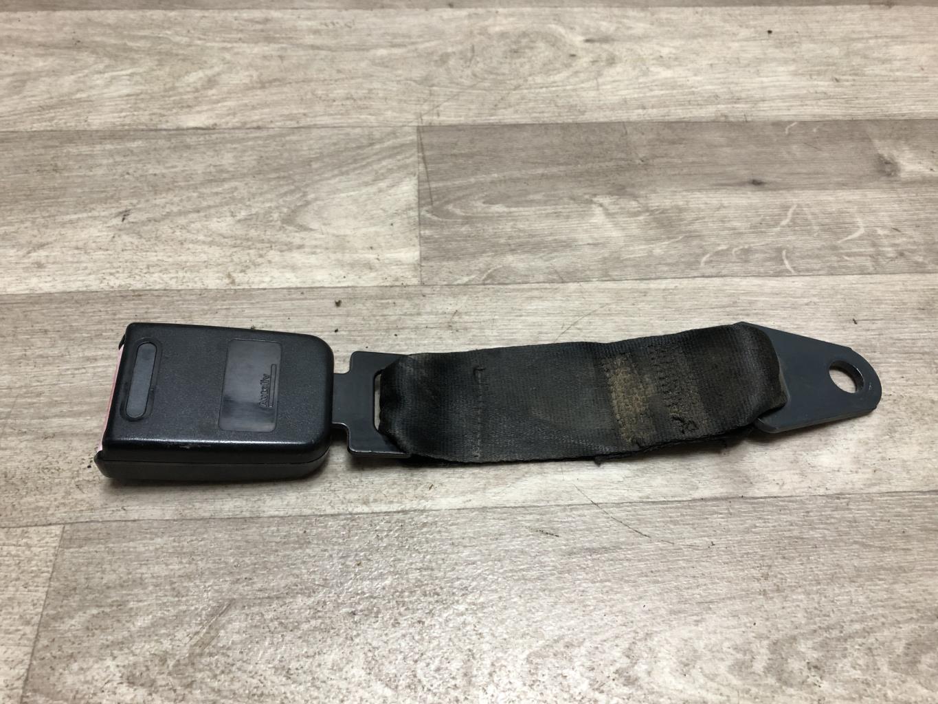 Attache ceinture arriere centrale CITROEN JUMPY 1 PHASE 1 Diesel - 1