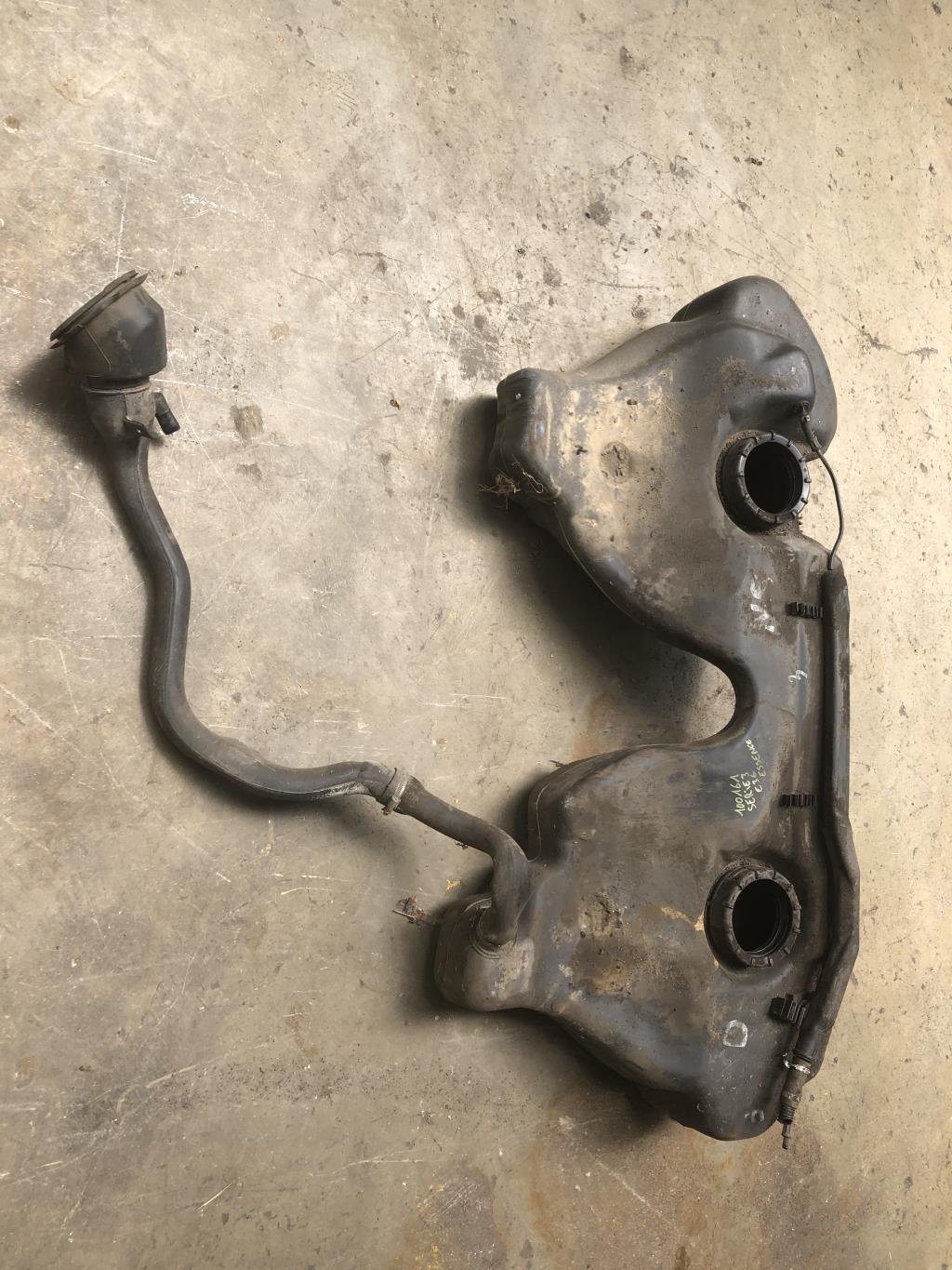 Reservoir BMW SERIE 3 E36 CABRIO Essence - 1
