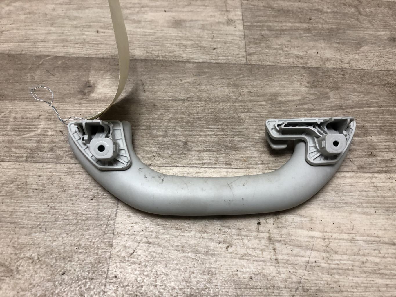 Maniglia poggiamano posteriore sinistra VOLKSWAGEN TIGUAN 1 PHASE 2 Diésel - 1