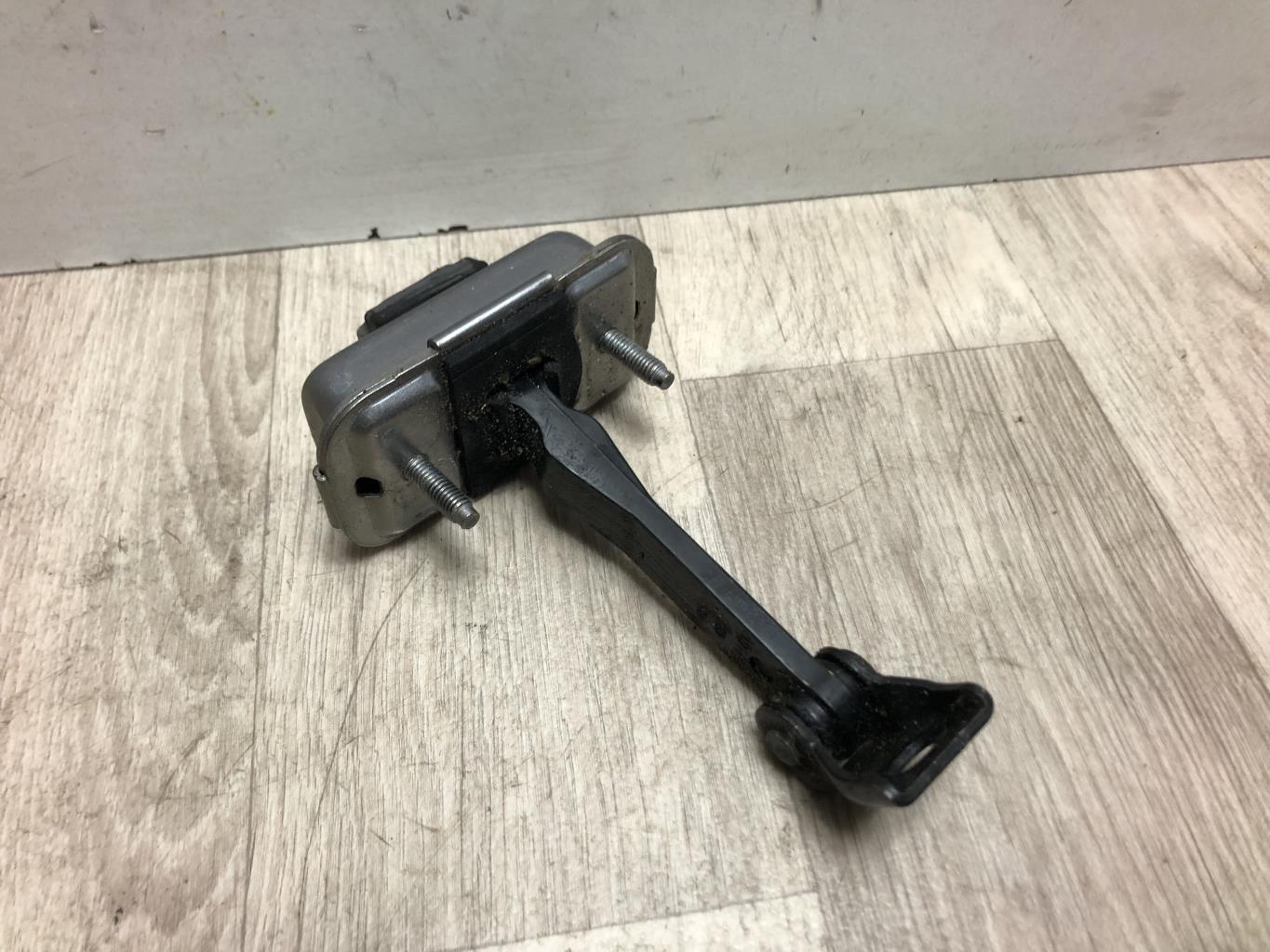 Tirante portiera anteriore destro PEUGEOT 208 1 PHASE 2 Diésel - 1