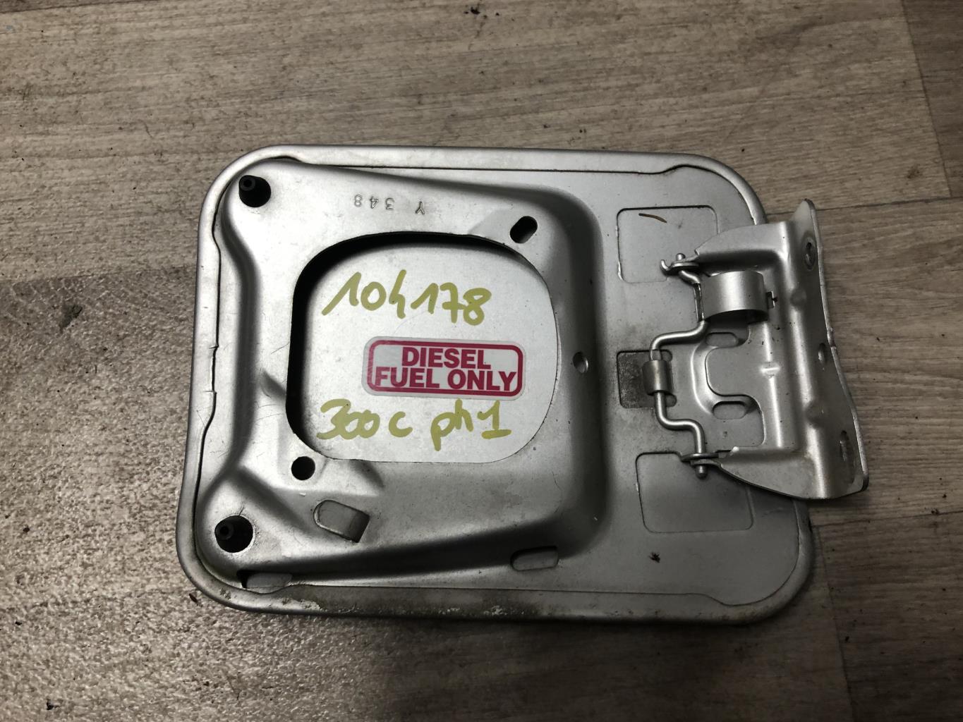 Trappe d'essence CHRYSLER 300C PHASE 1 BREAK Diesel - 1
