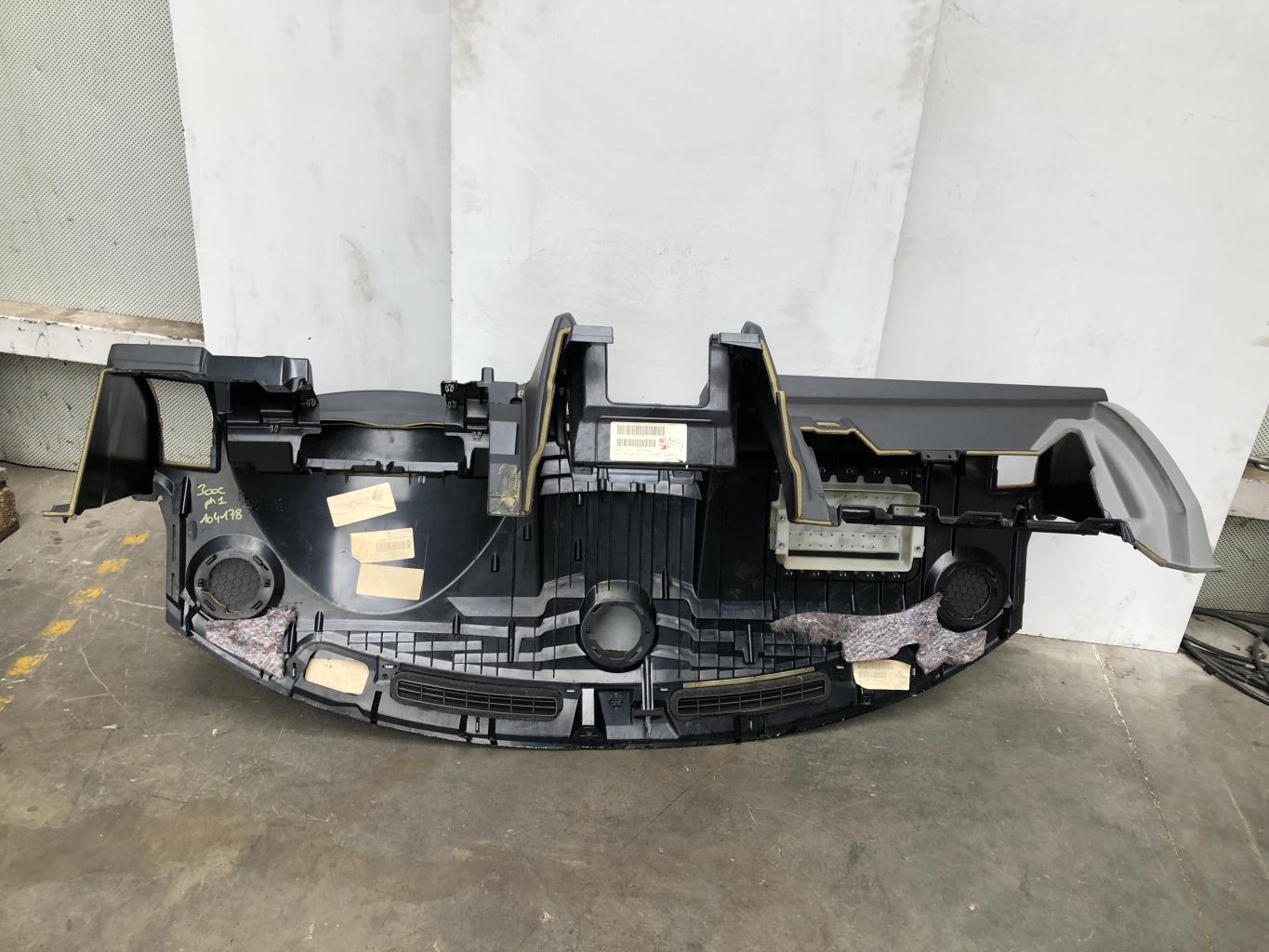 Tableau de bord CHRYSLER 300C PHASE 1 BREAK Diesel - 1