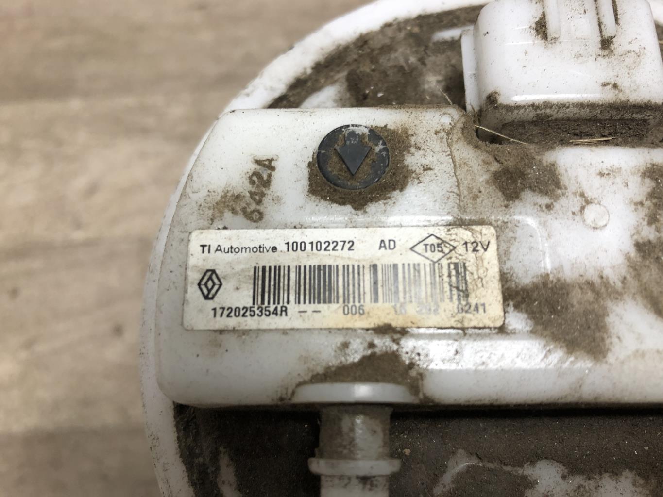 Pompe immergee RENAULT CLIO 4 PHASE 2 Essence - 1