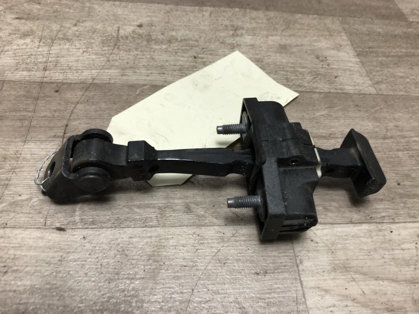 Tirante portiera anteriore destro RENAULT CLIO 4 PHASE 2 Gasolina - 1