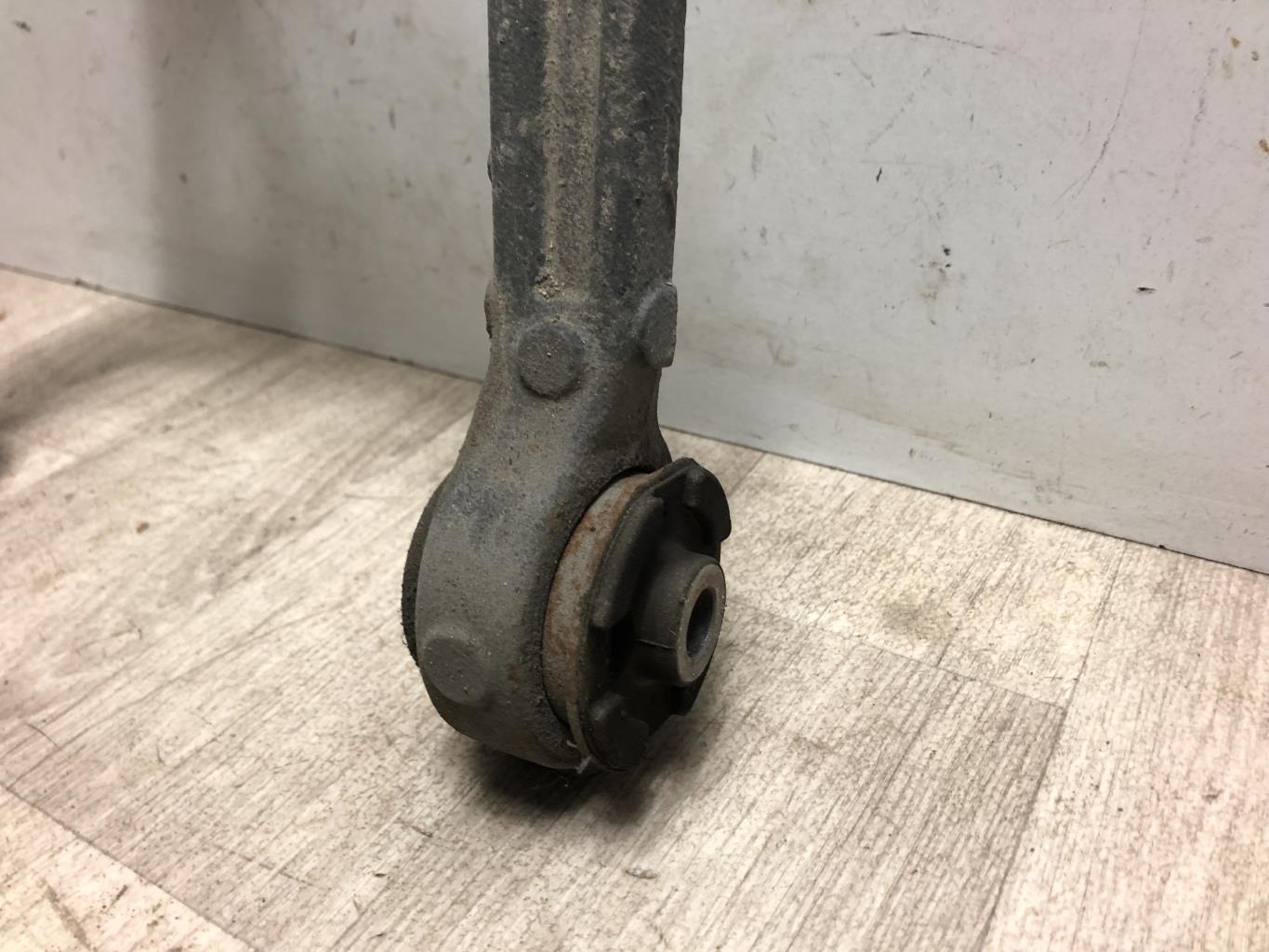 Braccio sospensione superiore anteriore sinistro CHRYSLER 300C PHASE 1 BREAK Diésel - 1