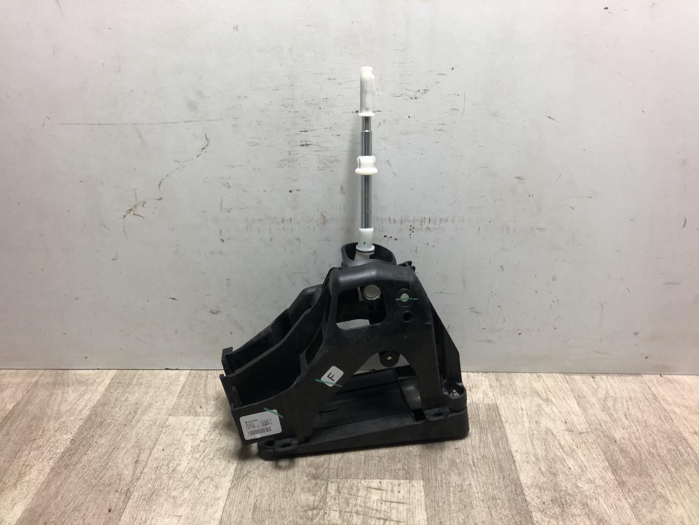 Levier de vitesses RENAULT CLIO 5 PHASE 1 Essence/Hybride - 1