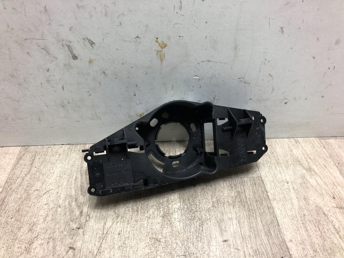 Support commodo (commutateur) PEUGEOT 106 PHASE 2 Essence - 1