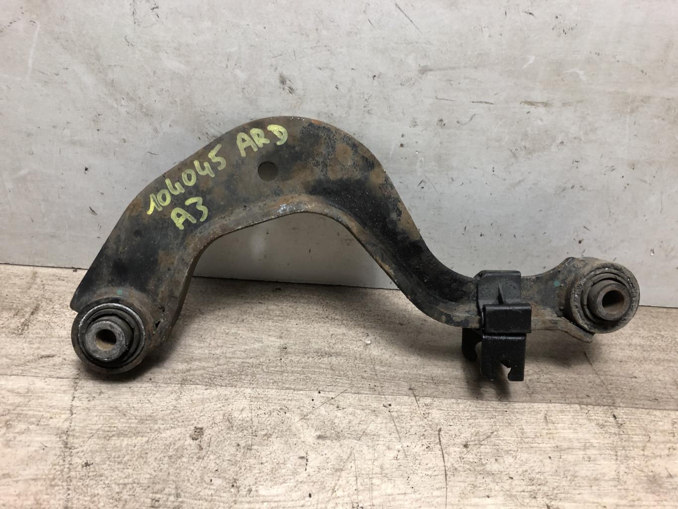 Braccio sospensione posteriore destra AUDI A3 2 SPORTBACK PHASE 2 Diésel - 1