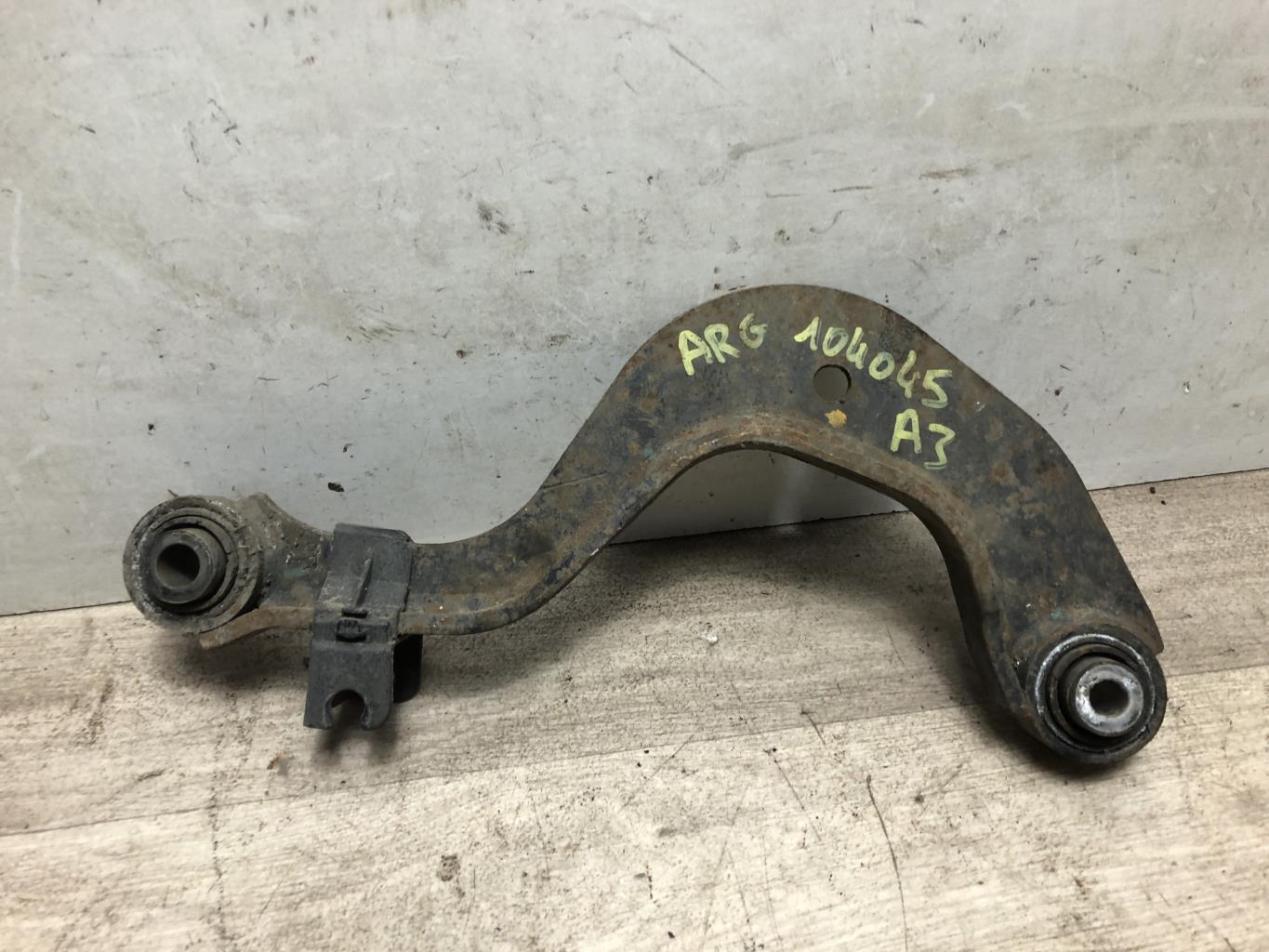 Braccio sospensione posteriore sinistra AUDI A3 2 SPORTBACK PHASE 2 Diésel - 1