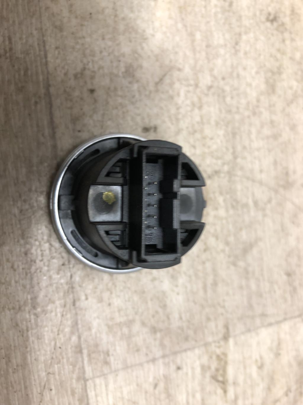 Bouton de demarrage BMW SERIE 3 E90 PHASE 1 Diesel - 1