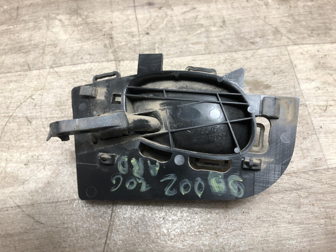 Maniglia interna posteriore destra PEUGEOT 206+ Diésel - 1