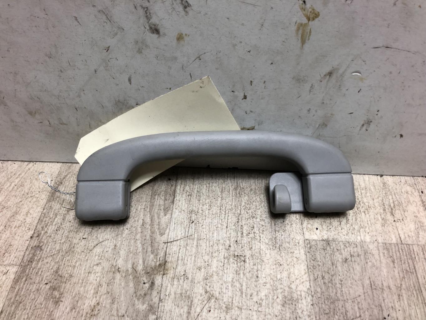 Maniglia poggiamano posteriore sinistra BMW SERIE 3 E90 PHASE 1 Diésel - 1