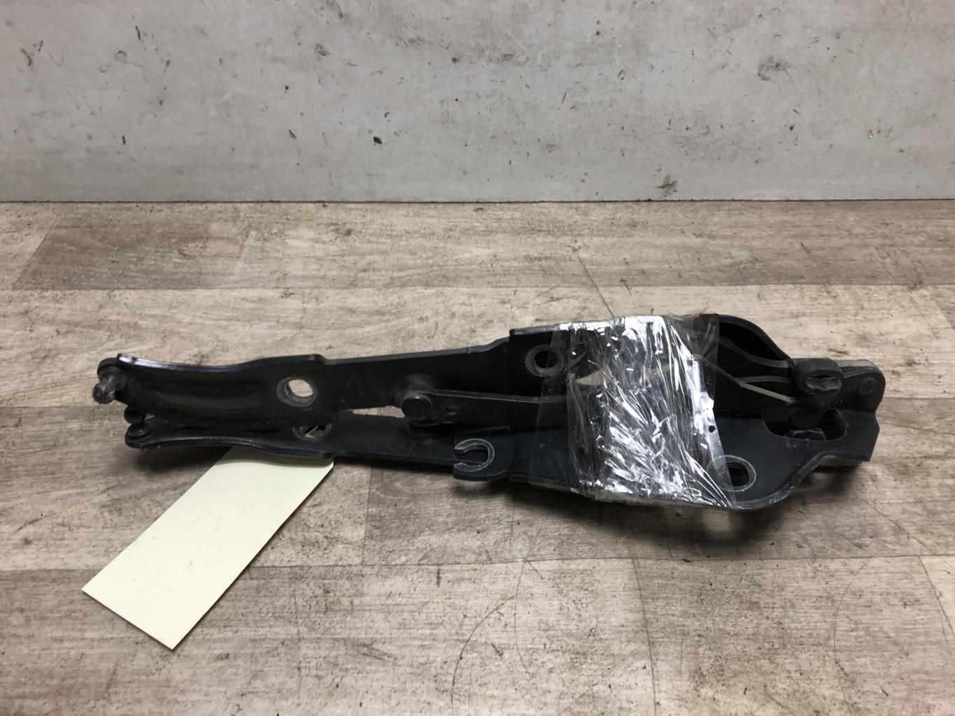 Charniere de hayon BMW SERIE 3 E90 PHASE 1 Diesel - 1