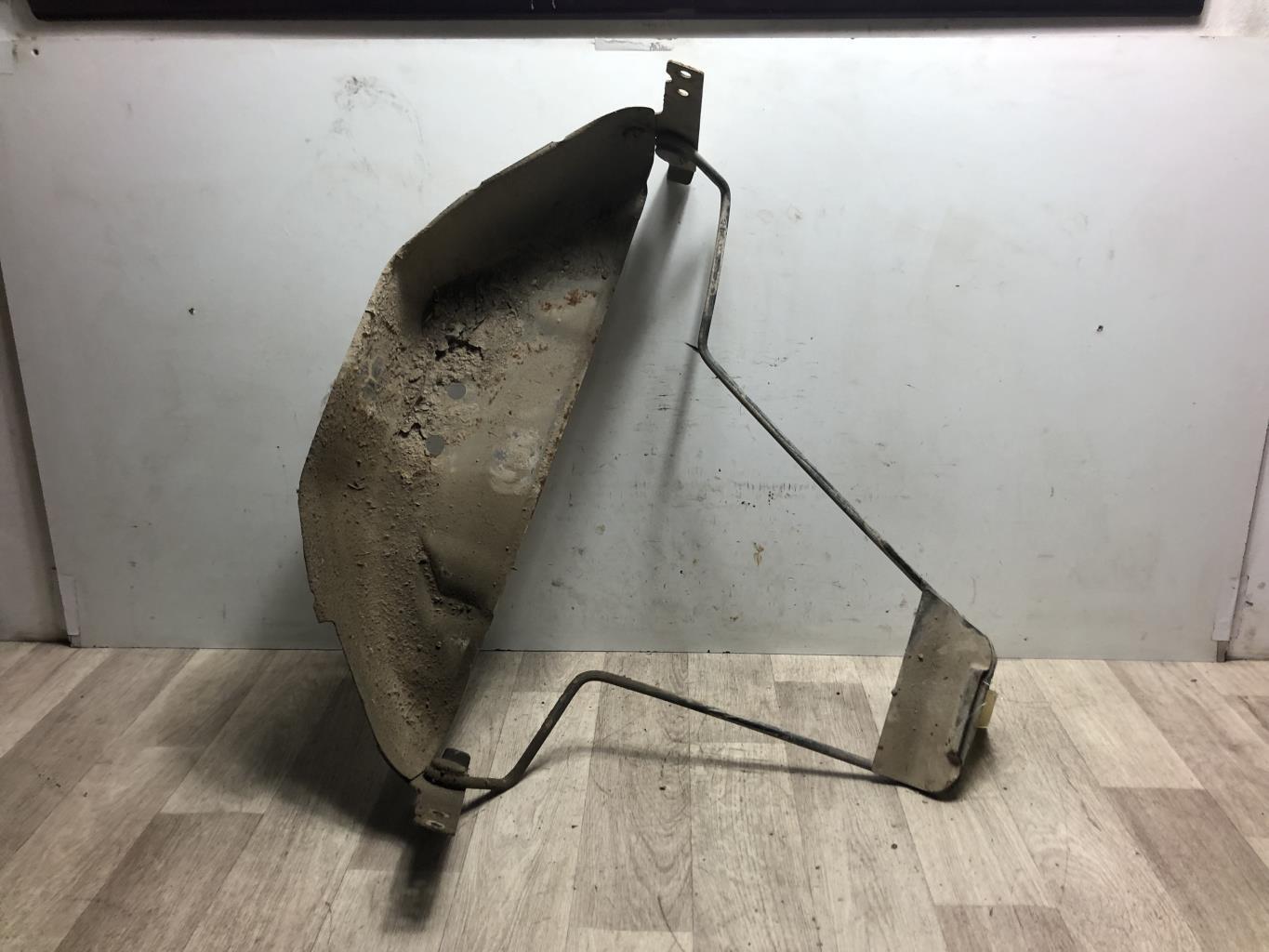 Panier roue de secours PEUGEOT 505 Diesel - 1