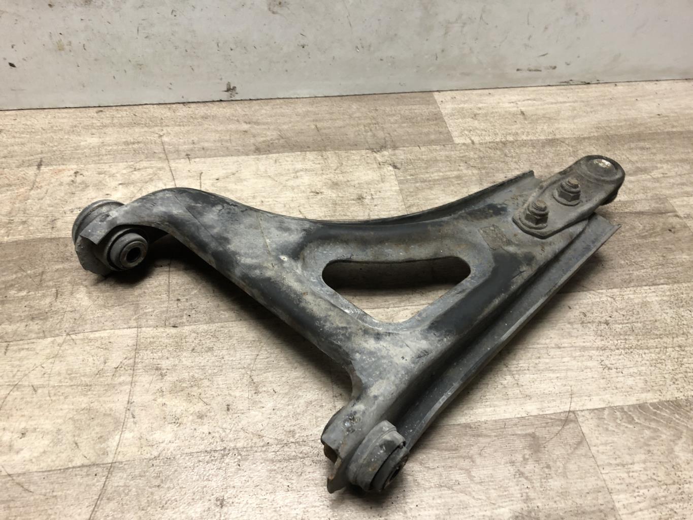 Triangle avant droit RENAULT TWINGO 1 PHASE 1 Essence - 1