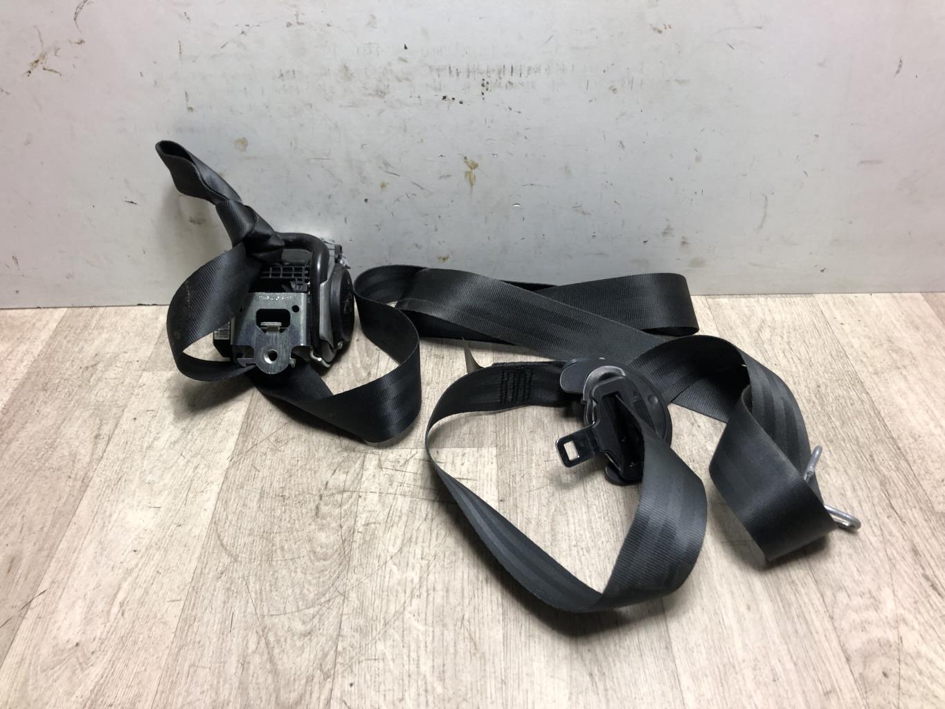 Cintura di sicurezza anteriore destra PEUGEOT 308 1 SW PHASE 1 BREAK Diésel - 1