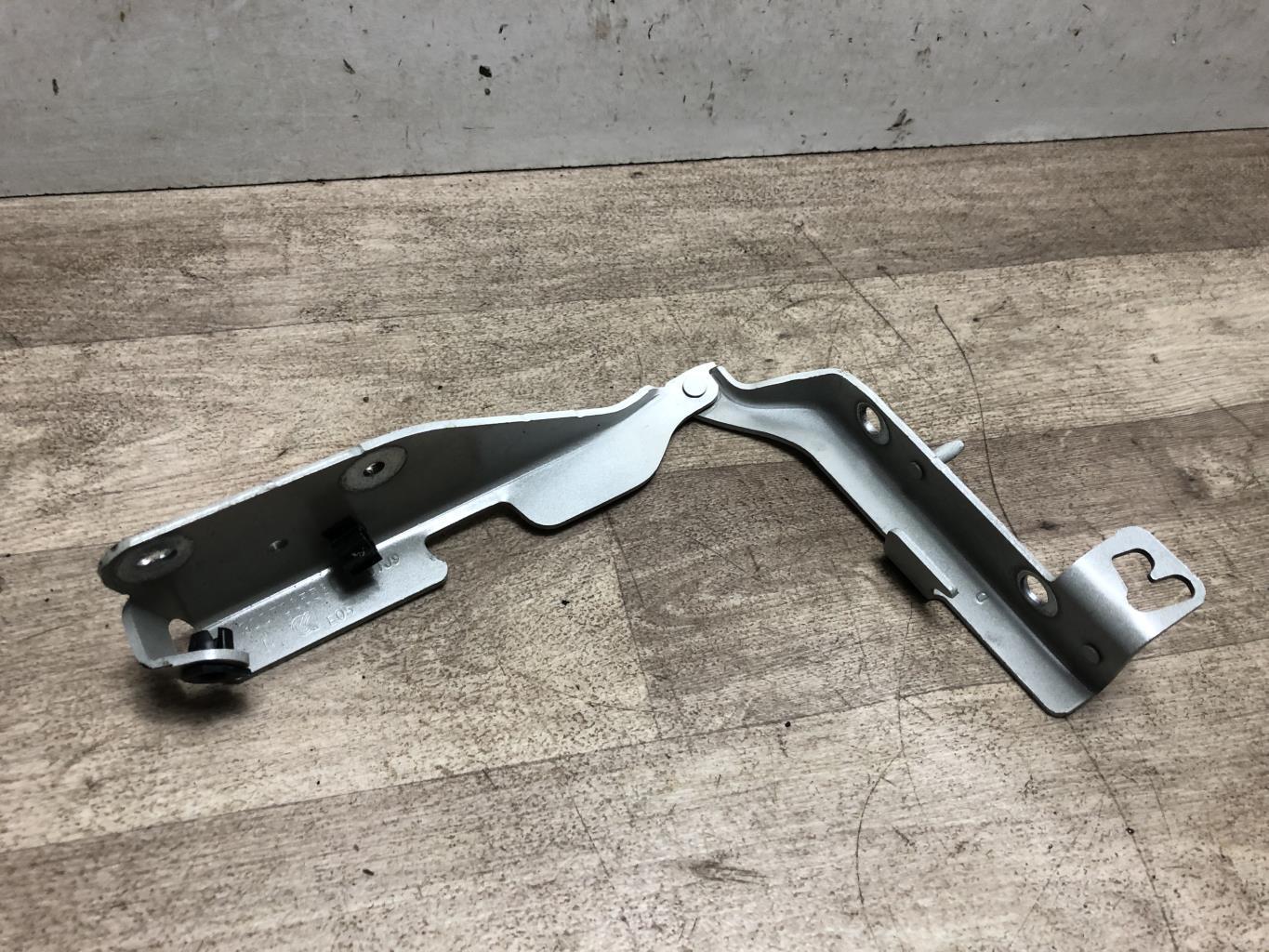 Charniere de capot CITROEN C3 1 PHASE 2 Diesel - 1