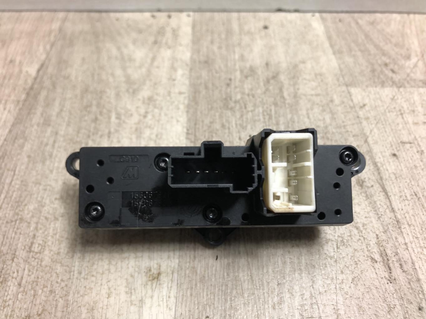 Bouton de warning ALFA ROMEO BRERA COUPE Essence - 1