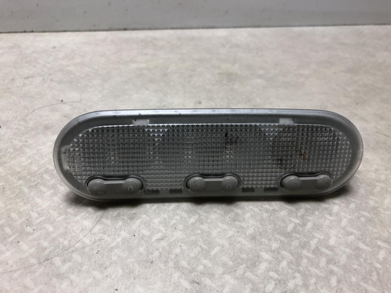 Eclairage de plafonnier RENAULT CLIO 3 PHASE 2 BREAK Diesel - 1
